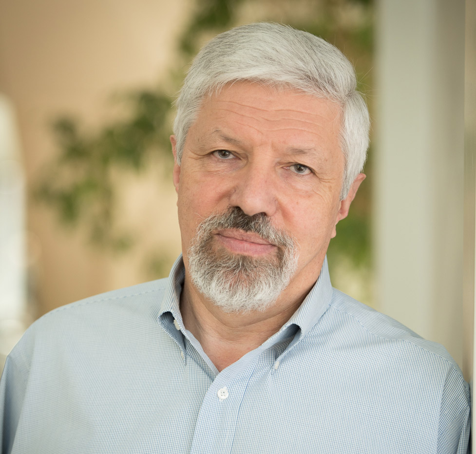 Gregory Kivenzor headshot